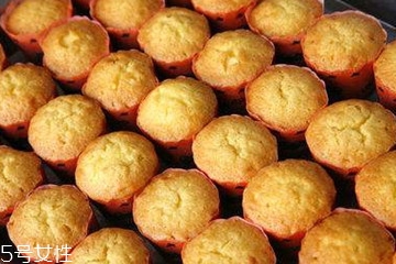 无水蛋糕模具老是粘咋办,不粘蛋糕模具怎么使用