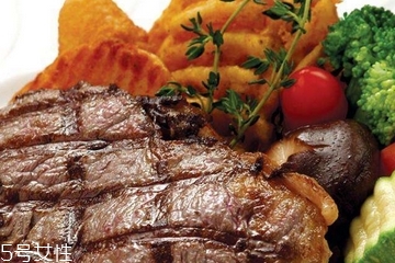 西冷牛排是冷的吗,西冷牛排为什么是冷的
