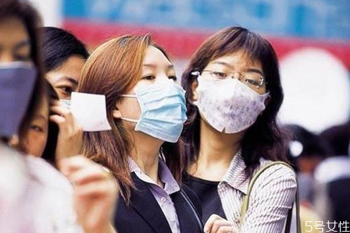 疫情期间戴口罩注意事项(疫情期间戴口罩注意事项)