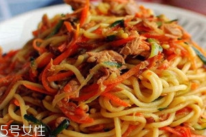 车仔面热量高吗 减脂的时候能吃吗,车仔面热量高吗