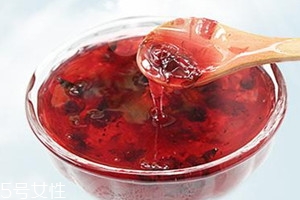 玫瑰酱怎么吃最好,如何做玫瑰花酱 玫瑰酱怎么吃最好,如何做玫瑰花酱