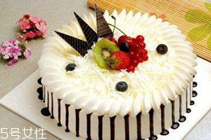 4寸蛋糕大概多少钱,6寸蛋糕怎么做