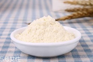 代餐粉可以加牛奶吗,代餐粉可以用牛奶冲泡吗