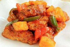 菠萝咕咾肉属于什么菜系,咕咾肉属于什么菜系