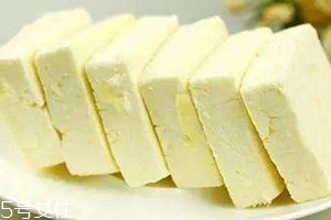 奶豆腐的成分及营养价值,奶豆腐啥味道