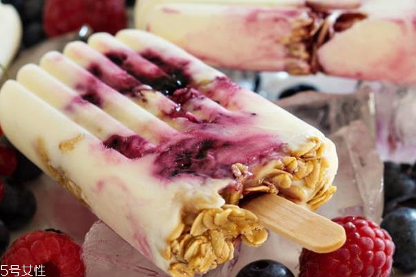 自制冰棍怎么做好吃,自制冰棍怎么做? 自制冰棍怎么做好吃,自制冰棍怎么做?