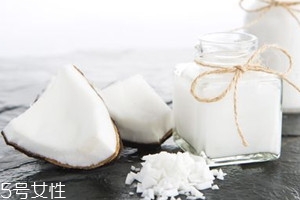 椰子油过期还能用吗,椰油过期了还可以用吗