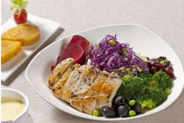 江原道粉底液适合干皮吗(江原道粉底液适合干皮吗)