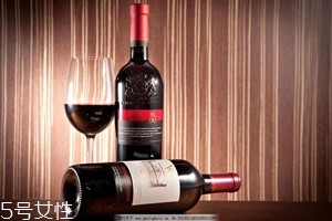 红葡萄酒可以加热喝吗,红葡萄酒可以加热喝吗安徽部分学生感染诺如病毒