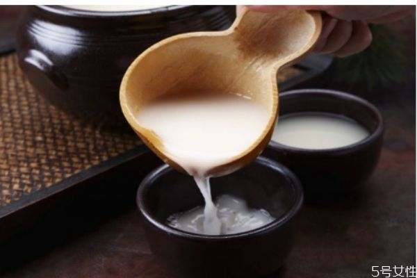 怎样自制米酒,怎样自制米酒的制作方法