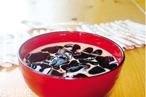 仙草粉和水的比例,仙草粉和水的比例是多少