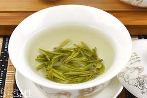 铁观音和龙井茶哪个好喝,铁观音和龙井茶哪个好?