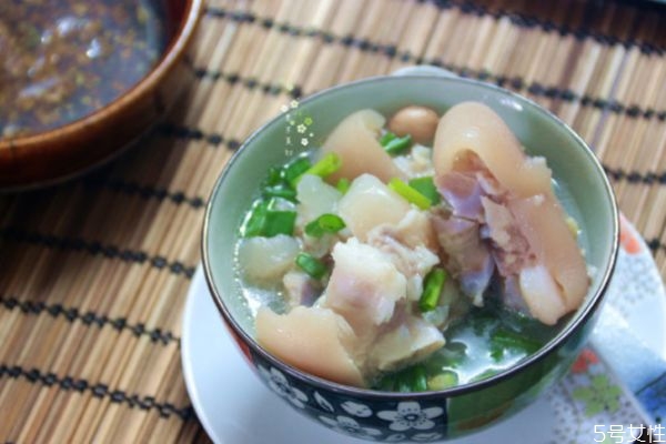 花生猪脚汤孕妇可以喝吗,孕妇吃的猪脚汤的做法大全