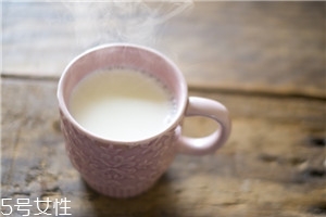 鲜牛奶怎么加热正确方法,新鲜纯牛奶怎么加热 鲜牛奶怎么加热正确方法,新鲜纯牛奶怎么加热