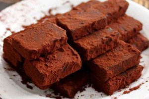 百分之百巧克力可以减肥吗,吃巧克力能增肥吗