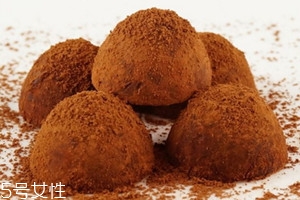 松露巧克力什么味道好吃,松露巧克力是什么味道 松露巧克力什么味道好吃,松露巧克力是什么味道