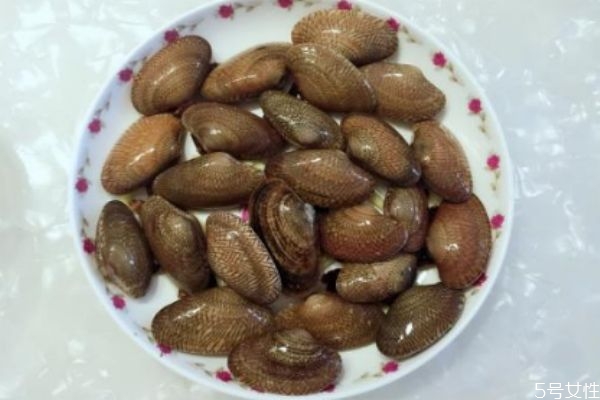 花甲怎么吐沙干净快速,花蛤如何吐沙
