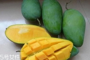 水仙芒跟金煌芒的区别,金煌芒果和水仙芒果的区别