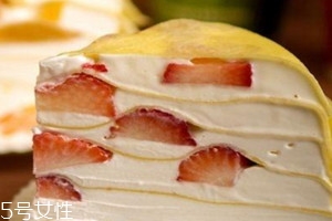 榴莲蛋糕不能和什么一起吃吗,榴莲和奶油蛋糕可以一起吃吗 榴莲蛋糕不能和什么一起吃吗,榴莲和奶油蛋糕可以一起吃吗