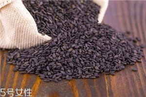 黑芝麻的最大功效,黑芝麻的功效 黑芝麻的最大功效,黑芝麻的功效