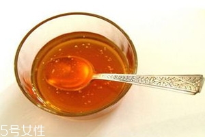 土蜂蜜为什么有点苦味,我家的土蜂蜜为什么是苦的