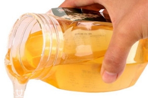 槐花蜜治便秘吗,槐花蜜能治便秘吗 槐花蜜治便秘吗,槐花蜜能治便秘吗