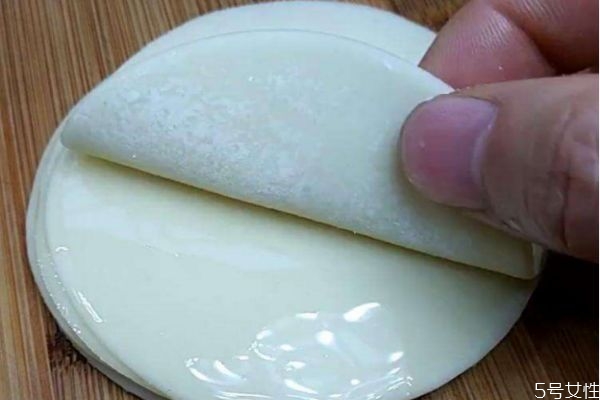 饺子皮需要发酵吗?,包饺子的皮要发酵吗