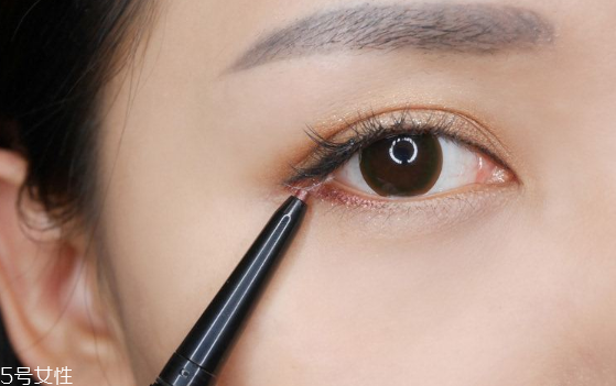 画眼线用什么工具,画眼线神器 画眼线用什么工具,画眼线神器