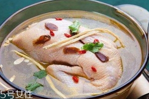 天麻炖鸽子能放红枣吗?,天麻炖鸽子可以放红枣吗