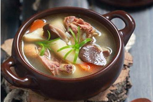 天麻炖鸡什么人不能吃 天麻炖鸡怎么做,天麻炖鸡什么人不能吃青少年可以吃吗