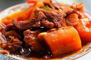 白芷可以炖羊肉吗,白芷可以和羊肉一起炖吗