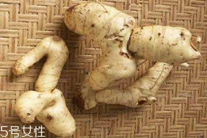 黄精和黄芪能一起泡水喝吗?,黄精可以和黄芪一起泡吗