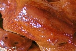 烧鸡是发物吗,烤鸡是发物吗?