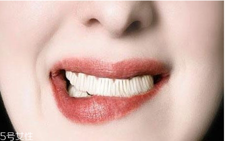 口腔溃疡治疗小偏方,治疗口腔溃疡的偏方大全