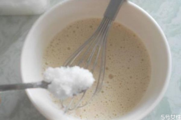 如何自制冰淇淋,制作冰激凌的方法 如何自制冰淇淋,制作冰激凌的方法