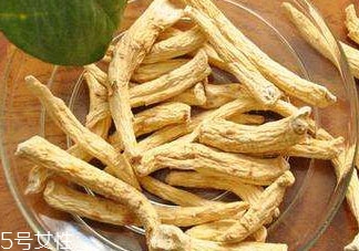 田七能不能和西洋参一起吃,田三七和西洋参能不能混合一起吃