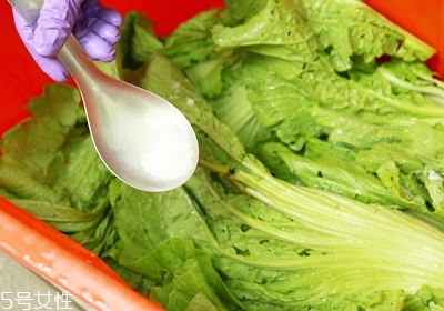 臭豆腐是怎样制成的,臭豆腐的制作步骤