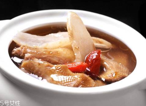 排骨田七汤的做法大全,田七粉排骨汤的做法