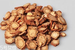 人参什么时间吃好,什么人不宜吃人参 人参什么时间吃好,什么人不宜吃人参