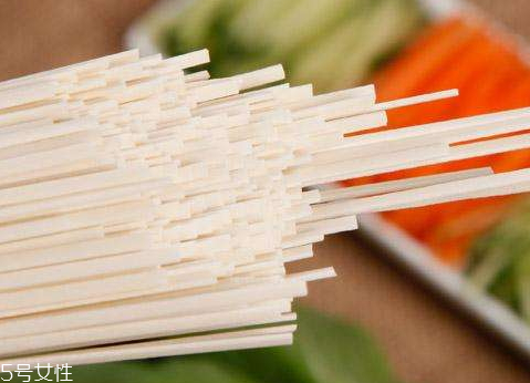 散装挂面保质期多久,鸡蛋挂面保质期多久