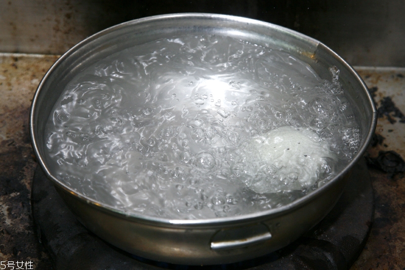 皮蛋的美味,美味的凉拌皮蛋