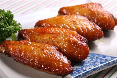 鸡翅还要用开水焯一下吗,鸡翅用焯水吗