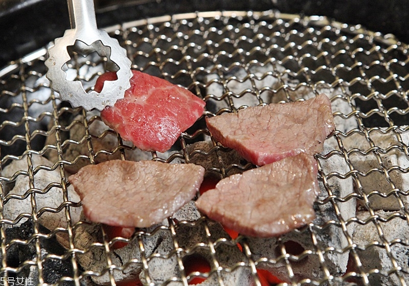 牛肉怎么烤的又嫩又好吃,怎样烤牛肉好吃又嫩