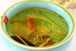 甘草和金银花可以一起喝吗?,甘草和金银花可以一起煮水喝吗?