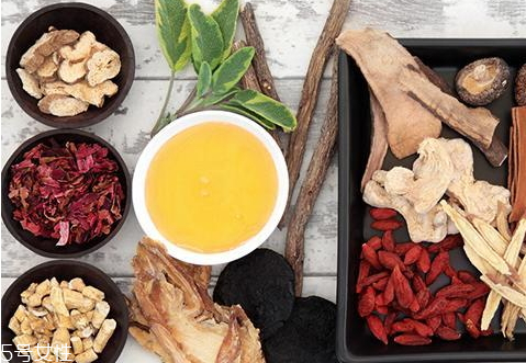 白芍怎么泡水喝多少量,白芍怎么泡水喝多久