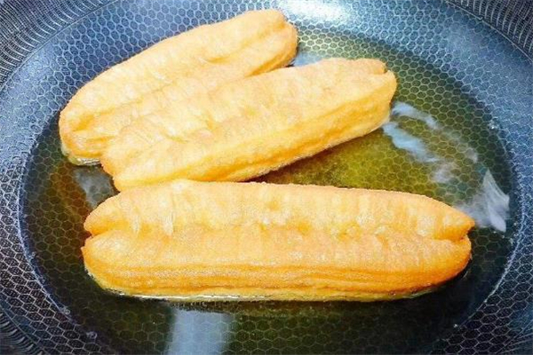 油条不蓬松是什么原因,油条蓬松但不脆是什么原因