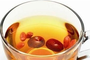 白术可以泡酒吗?,白术能泡酒吗