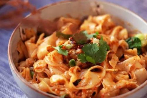 油泼面配什么菜好吃,油泼面用什么菜