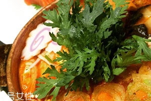 日本寿喜锅生鸡蛋怎么吃,寿喜锅生鸡蛋怎么吃生鸡蛋