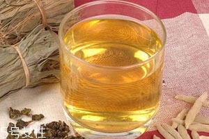 西洋参能不能和蜂蜜一起泡吗,西洋参能和蜂蜜一起泡水喝吗